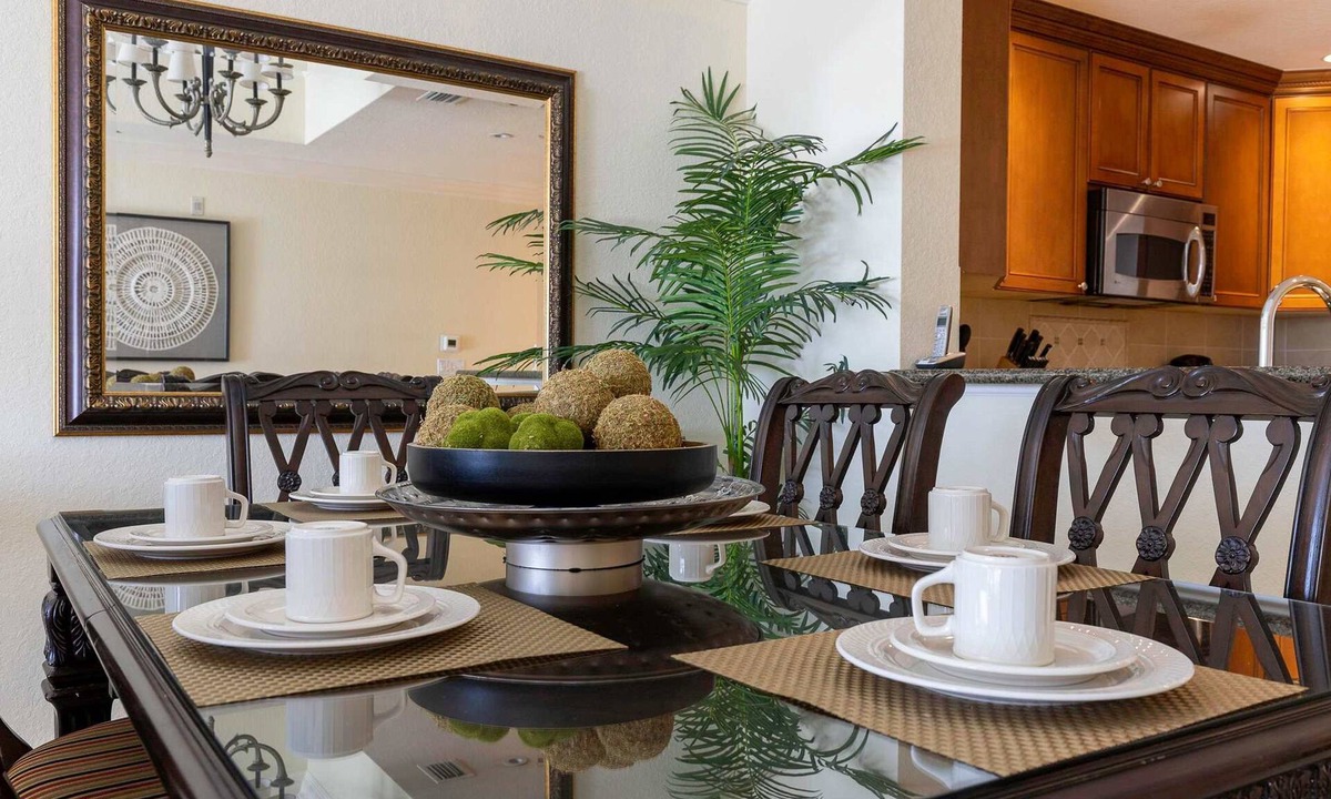 Reunion Apartment | 3BR Family Apartment for 8 Peaceful Residential Retreat