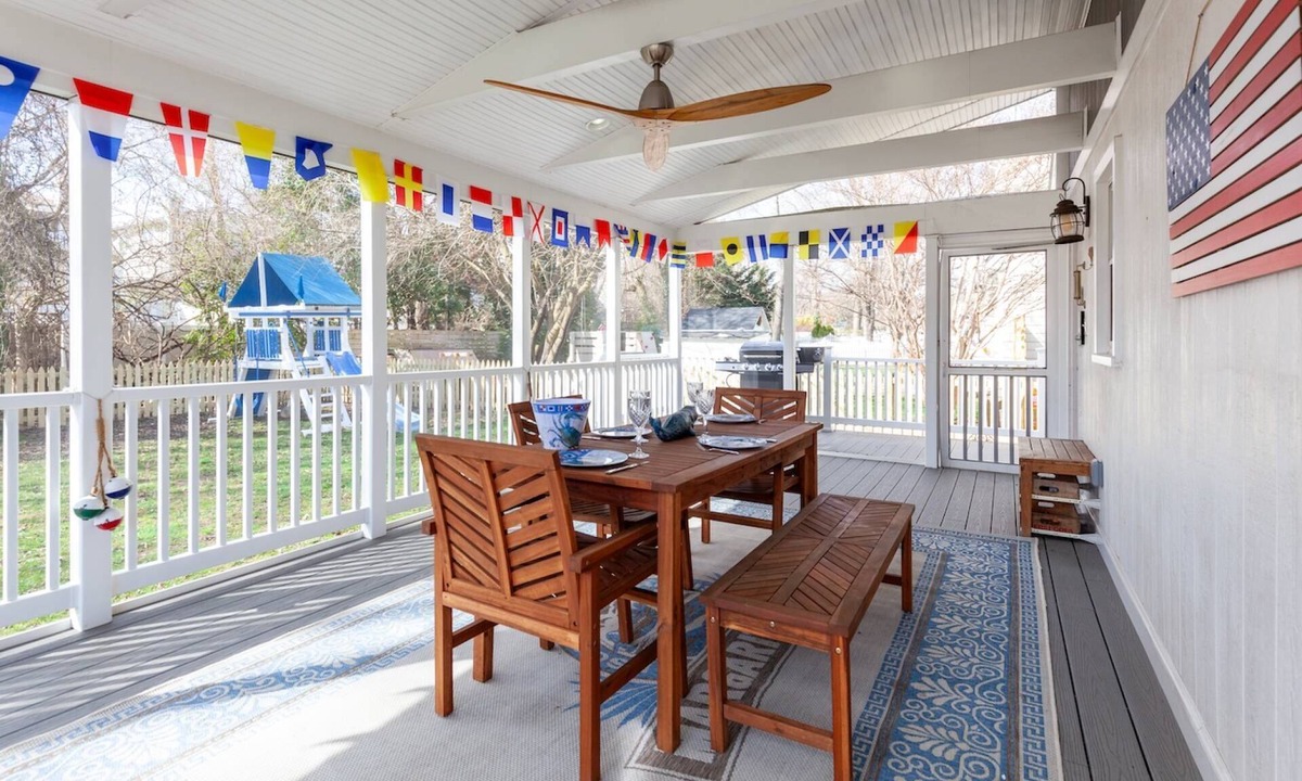 Annapolis House | Ahoy! Game Room, Screened Porch, Yard Mins to DTA
