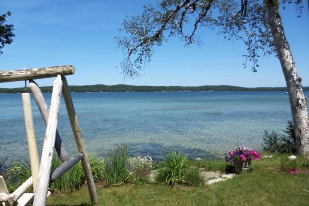 Lake Township House | Arborvitae Point
