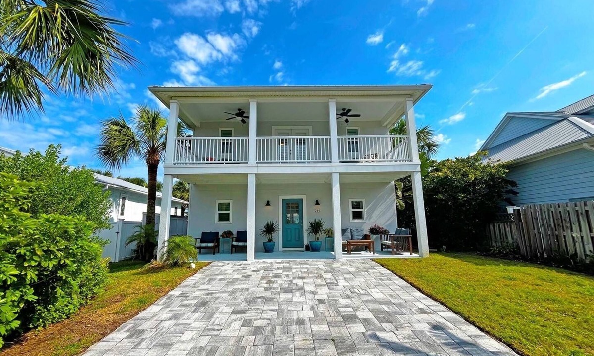 St. Augustine Beach House | Beautiful, well-appointed three-bedroom beach house 300 yards from the beach.