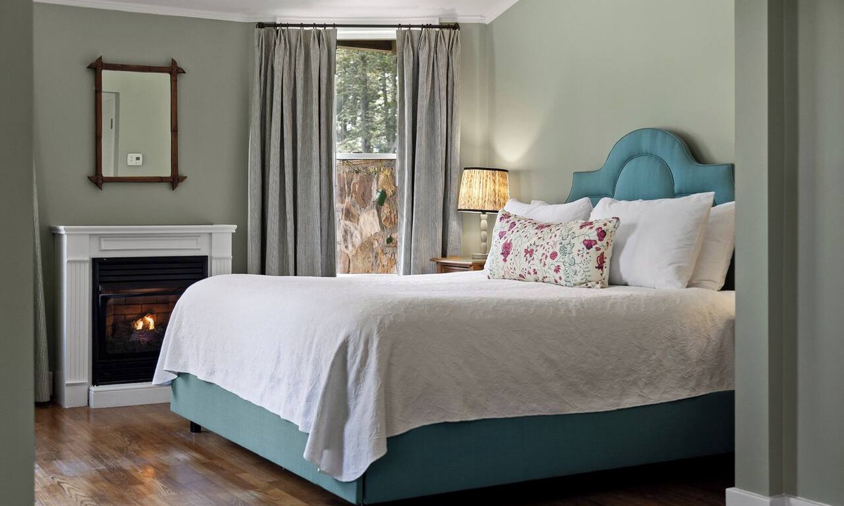 Lookout Mountain Bed & Breakfast | Chanticleer Inn Bed & Breakfast