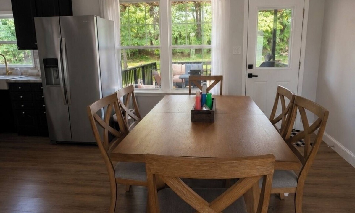 Austell House | Charming and centrally located 3-bedroom home in Austell
