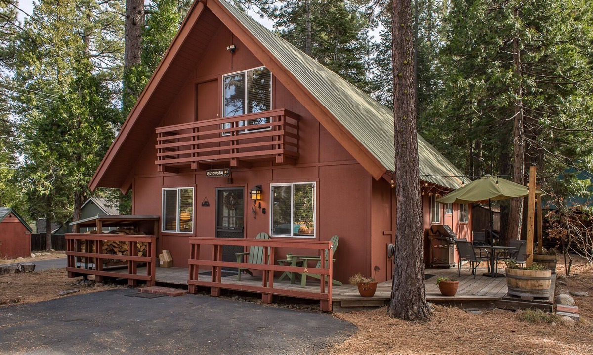 Tahoma Ski Chalet | Charming West Shore Chalet, Great Location, Close to the Lake, Hiking and Biking