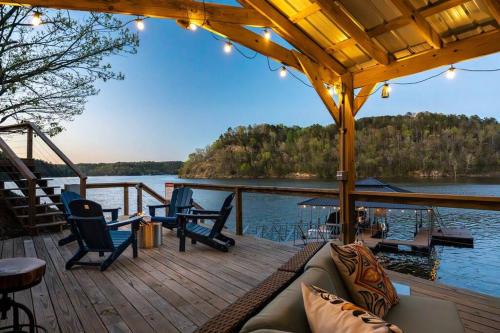 Bremen House | Clearwater Shores-Lakefront Stunning Views-Smith Lake, AL-5 Bedrooms