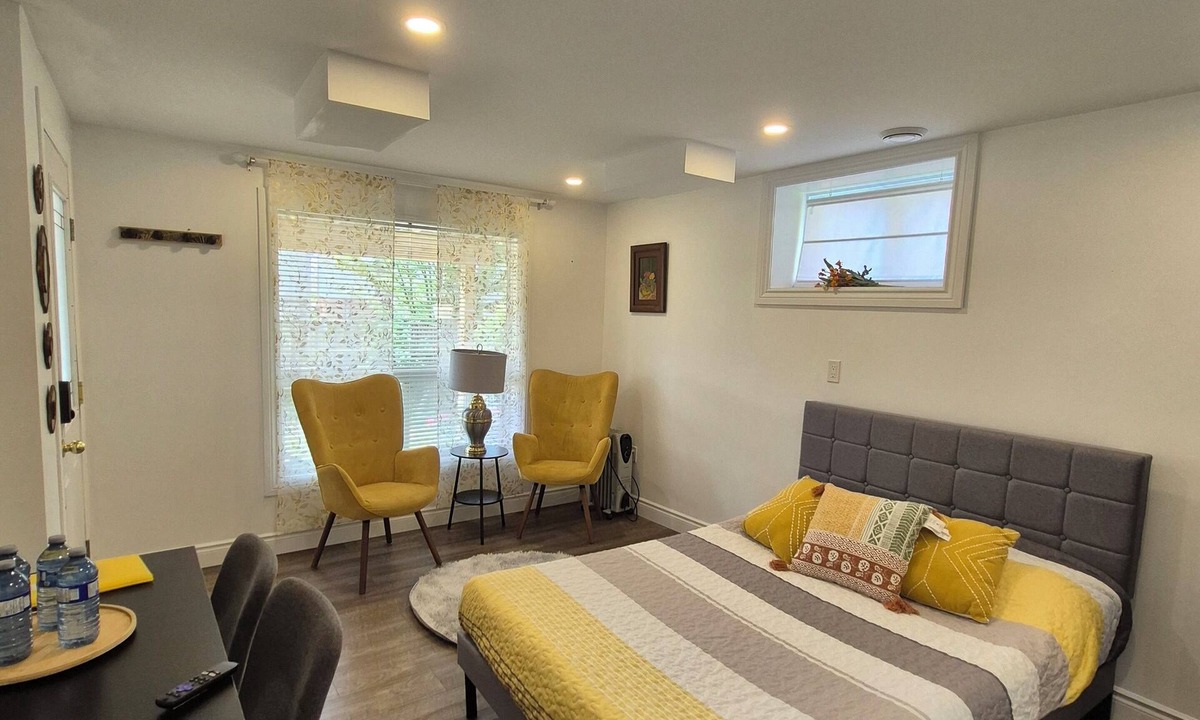Guelph Apartment | Compact, Private Studio