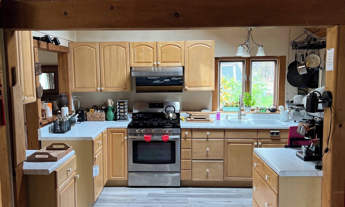 Town of Marbletown House | Country Elegance with Beautiful Catskill Mountain Views