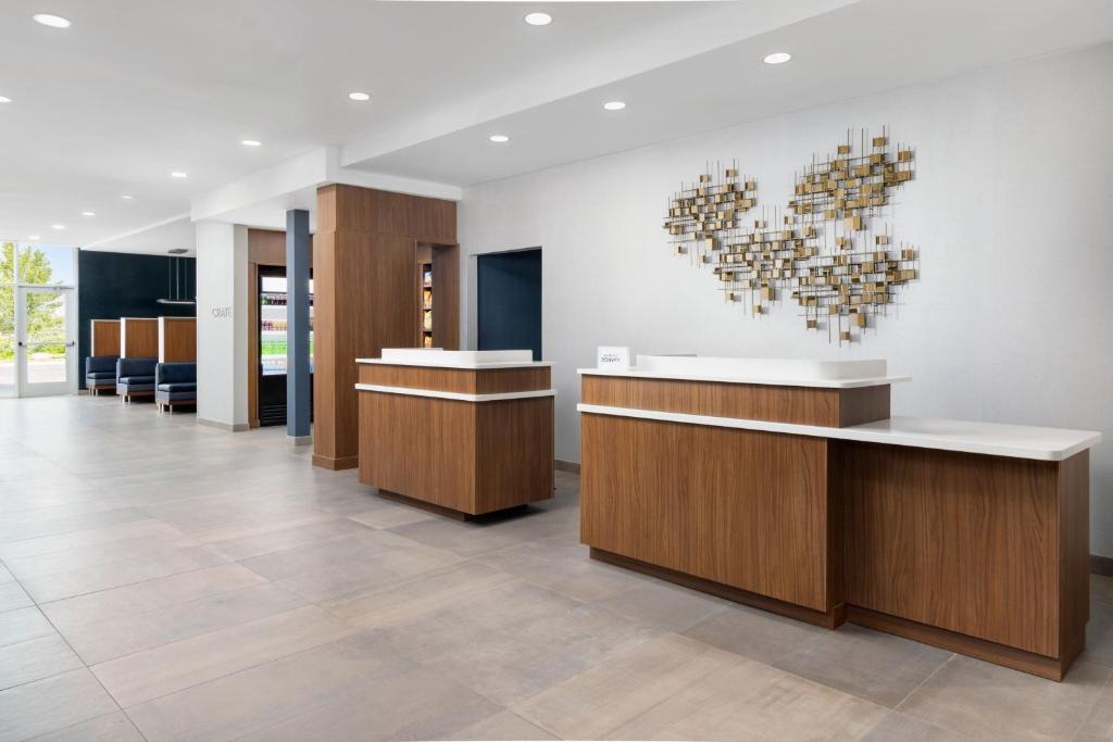 New Castle Hotel | Courtyard by Marriott New Castle