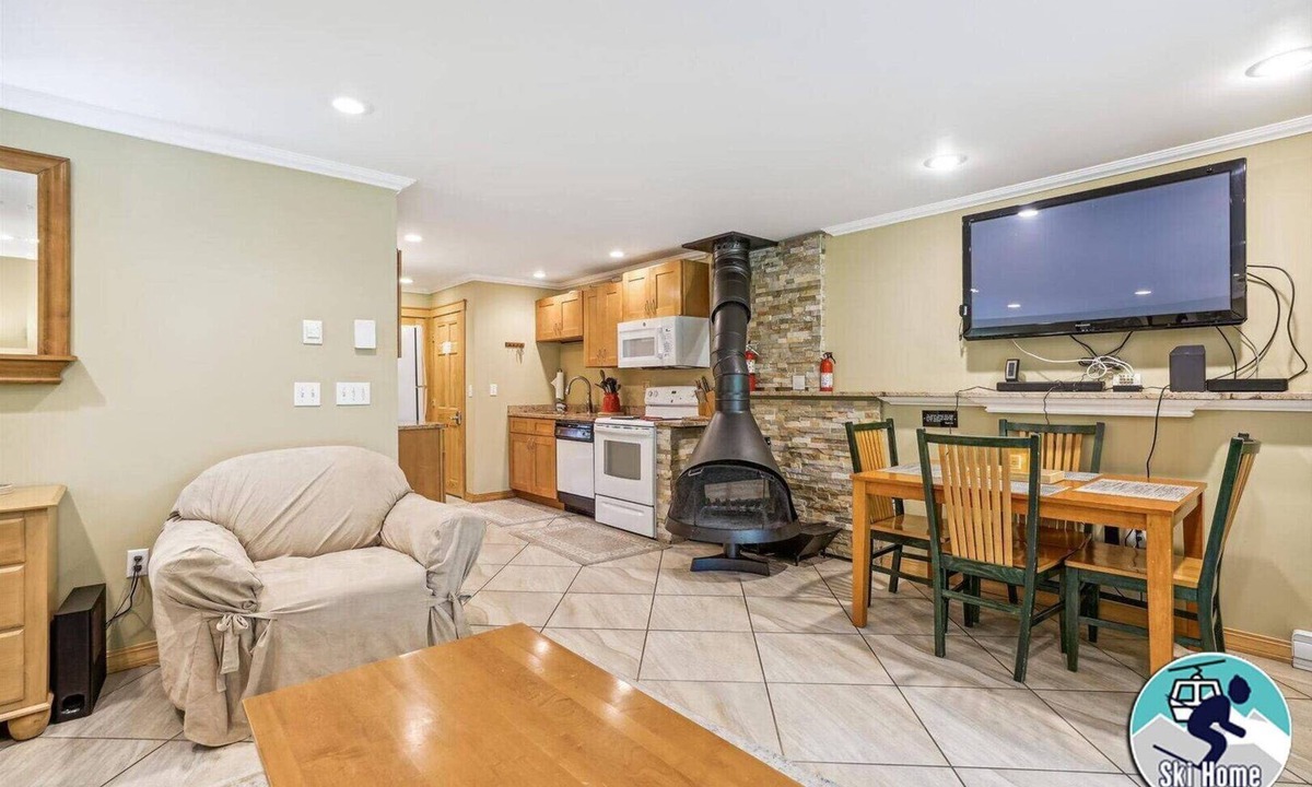 Killington Condo | Cozy Edgemont Condo Unit A1 in Killington - Perfect for Ski Enthusiasts!