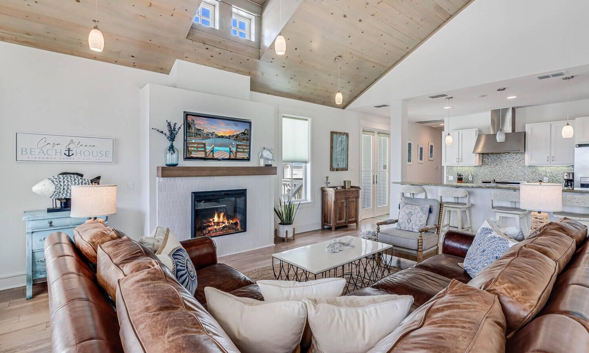 Cinnamon Shore House | Cozy Home on Lake and in Cinnamon Shore Cul-de-Sac + Pools & Amenities