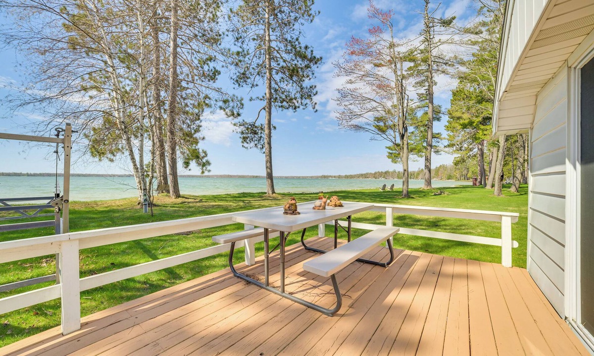 Lewiston Cabin | Dock + Fire Pit: Lakefront Lewiston Escape!