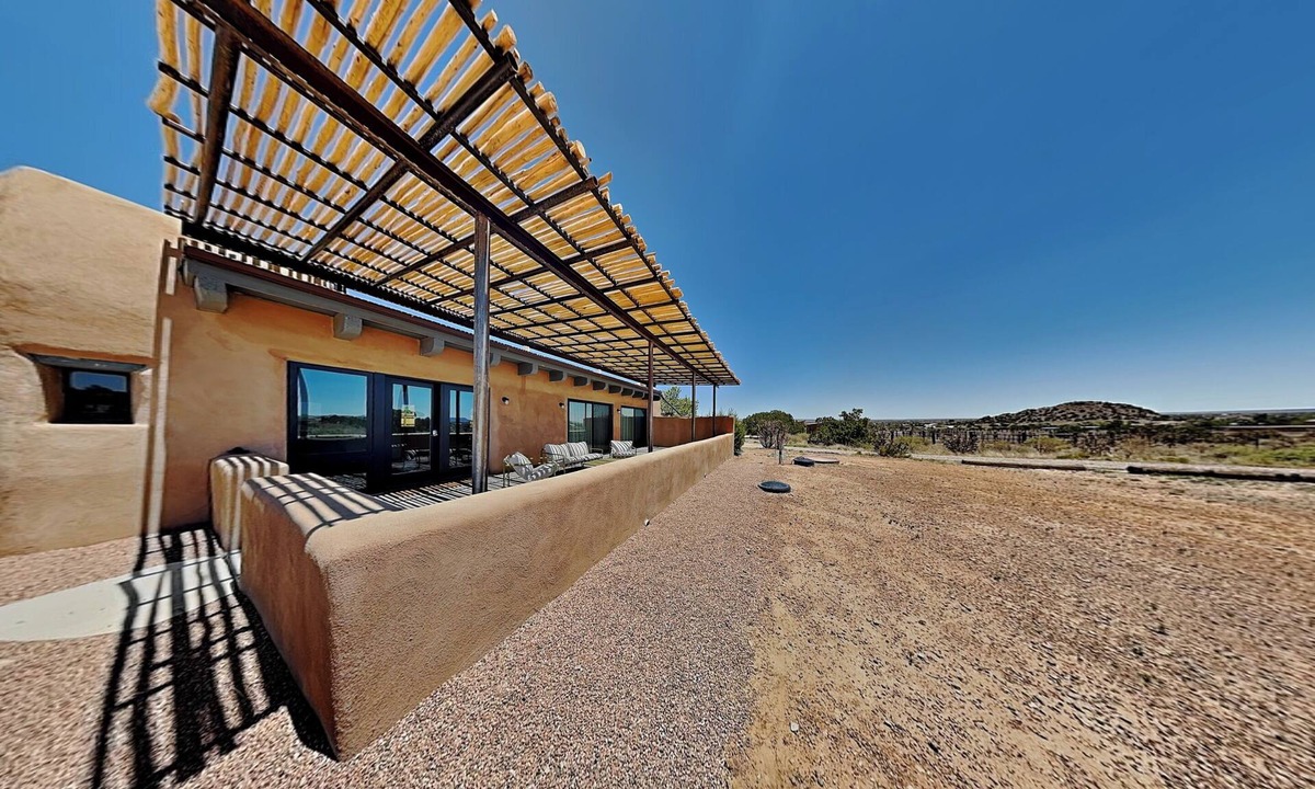 Canoncito House | Five Ravens | Gorgeous Pet-Friendly Santa Fe Adobe W/Great Views