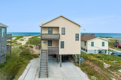 South Nags Head House | Gillespie Cottage