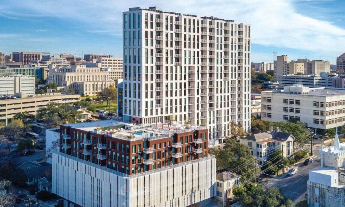 West End Resort | Immerse Yourself in the Heart of Austin at Wyndham Austin-Studio