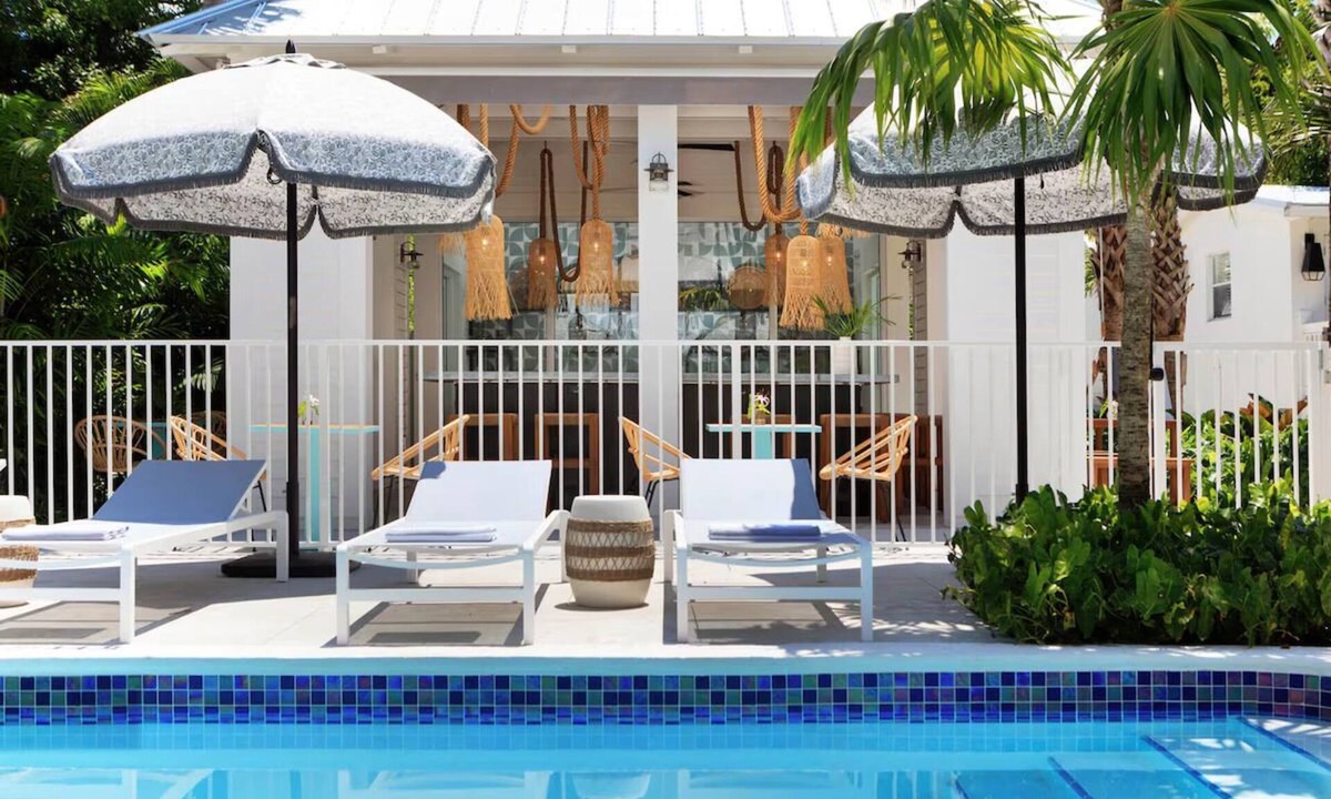 Old Town Hotel | Key West Oasis: Retreat in Historical Bungalows with Pool, Free Breakfast!