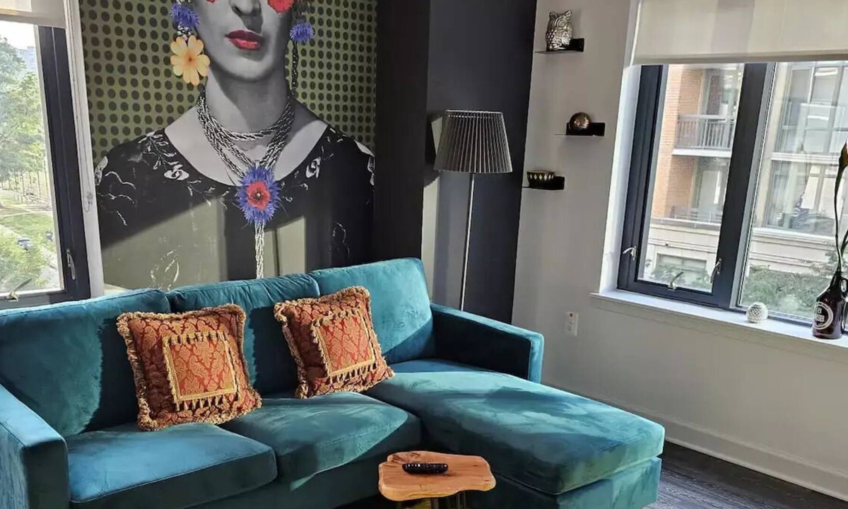 Virginia Square Apartment | Luxe 1Bdrm Rooftop Deck Gym+Free Garage Parking!