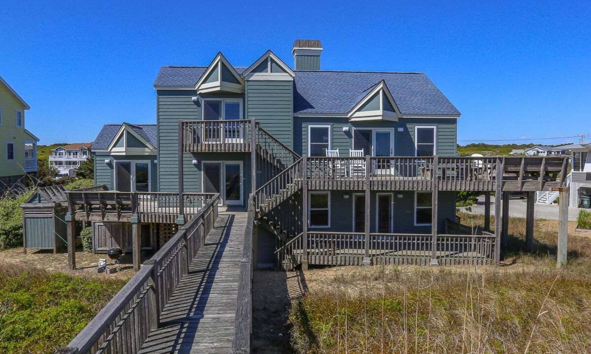 Southern Shores House | MacWater Beach House - Classic 5 BR Oceanfront home in Southern Shores
