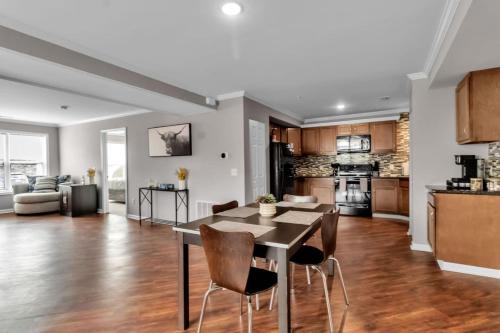 Amherst Apartment | Modern 3 Bedroom, 3 Bath First-Floor Stay