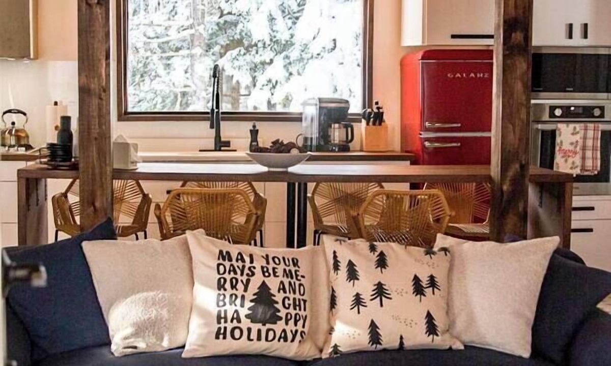Elka Park House | Modern Streamside Cabin near Hunter Mountain