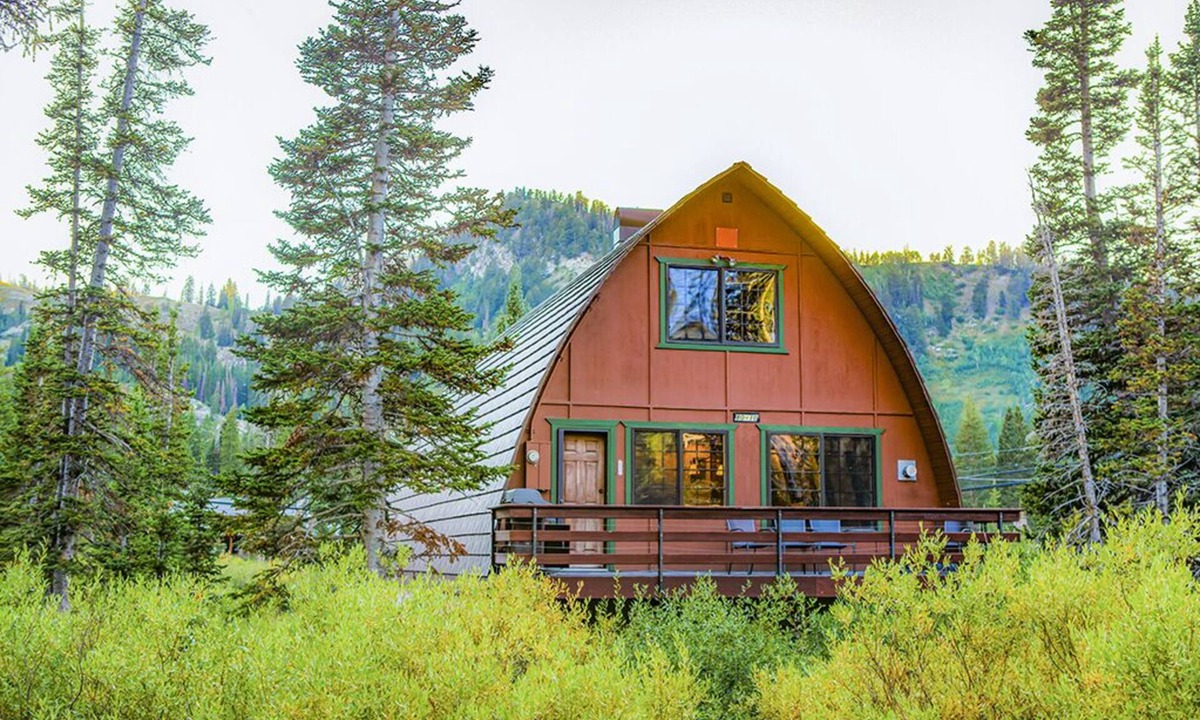 Salt Lake Mountain Resorts House | Moose Manse by Cottonwood Lodging