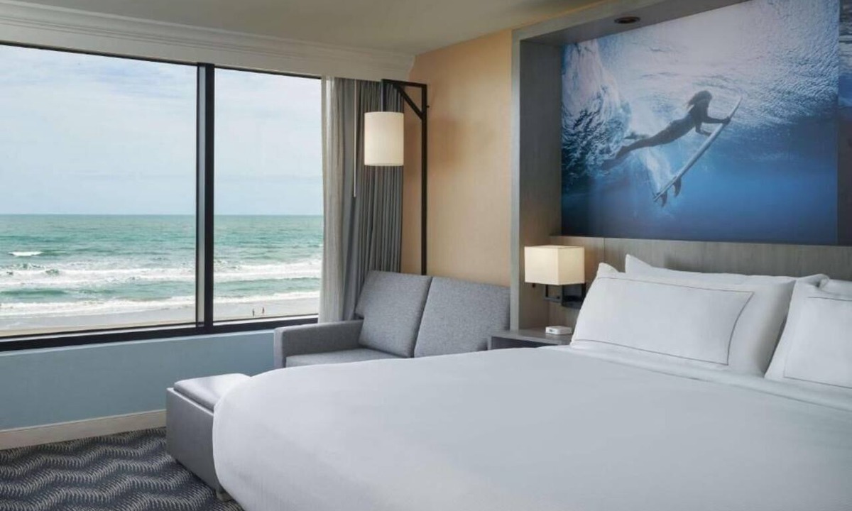 Cocoa Beach Hotel | Oceanfront Bliss in Cocoa Beach | Outdoor Pool, Bike Rental, Atlantic Views