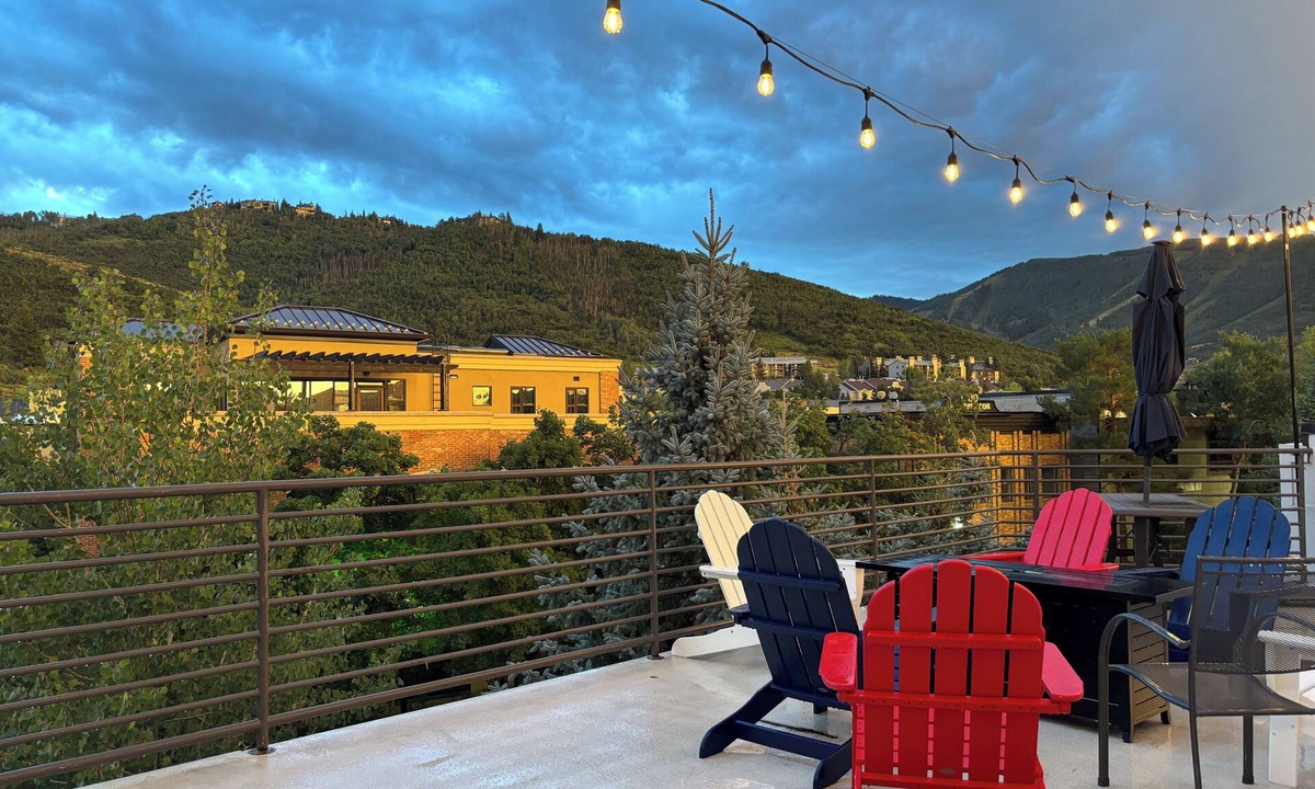 North Park City Hostel | Park City Hostel
