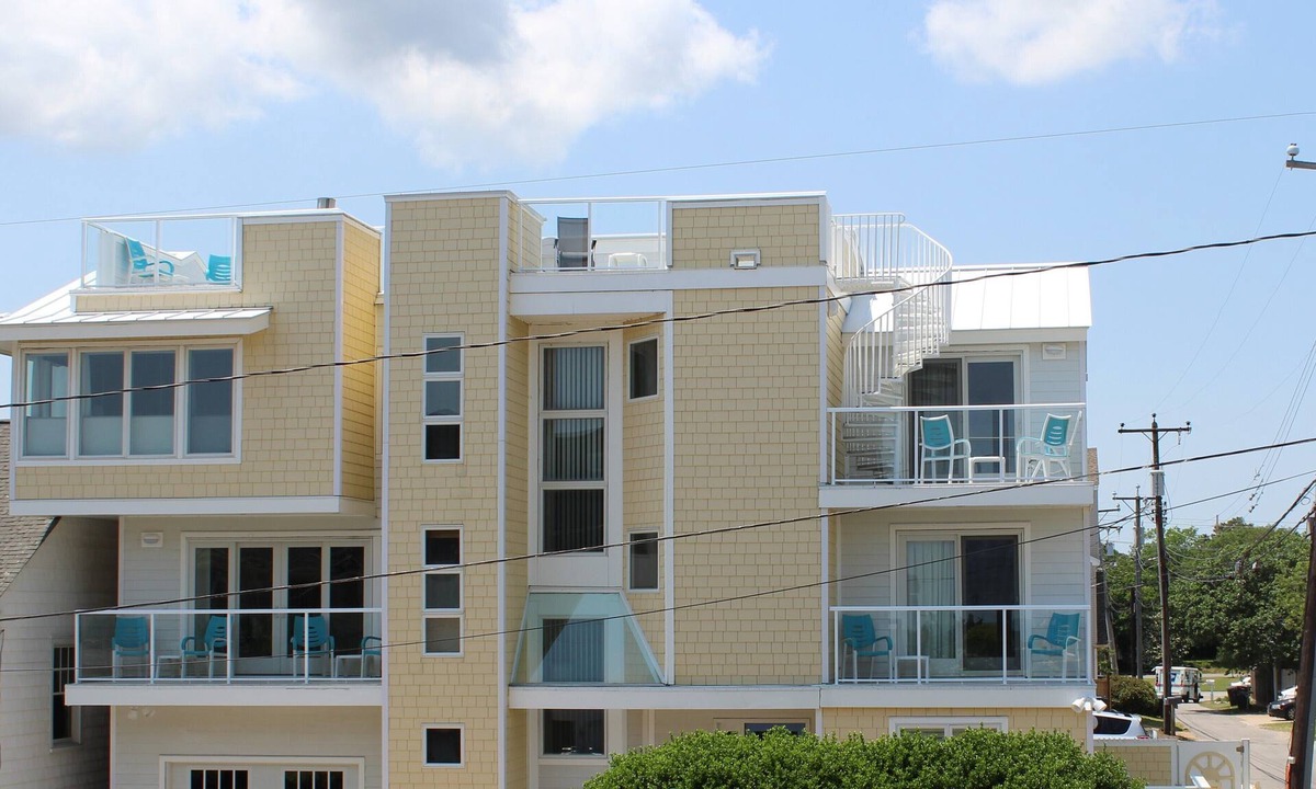 Northeast Virginia Beach House | PEACEFUL NORTH END HOME -STEPS TO BEACH-OCEAN VIEWS-ROOF DECK-ELEVATOR- SLEEPS 9