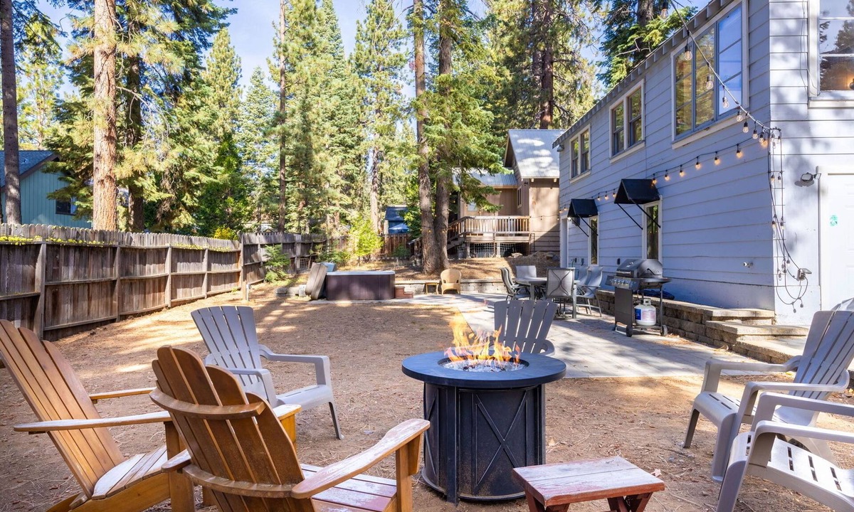 Kings Beach Cabin | Perfect location! Cabin w/hot tub- walk to beach, golf & trails