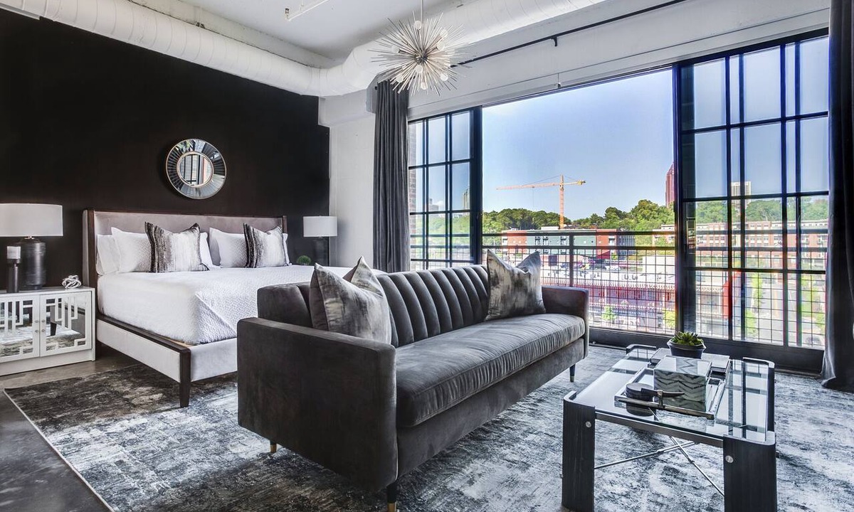 Old Fourth Ward Apartment | Ponce City Market Studio · Heart of Atlanta · BeltLine