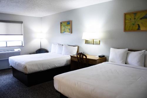 Long Prairie Hotel | Prairie Ridge Inn