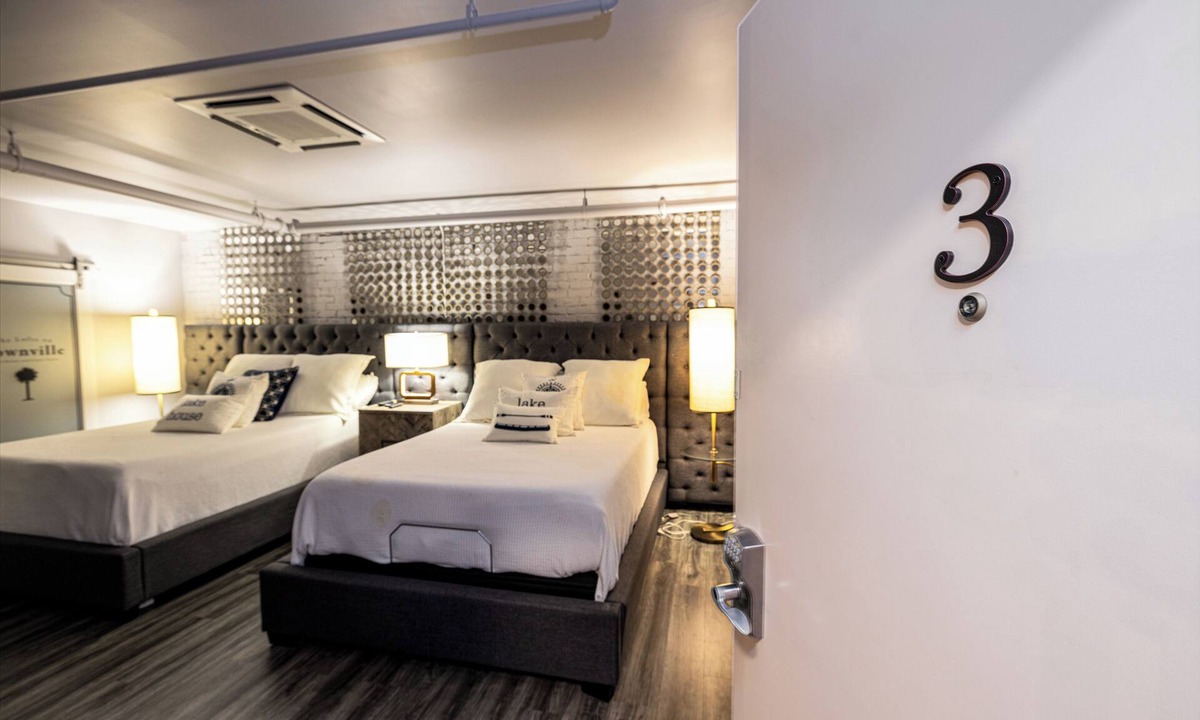 Seneca Hotel | Private Room #3