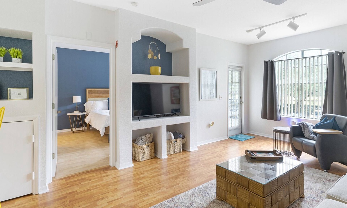 Temple Terrace Condo | Resort-style 1bdr/1bath condo - Near Busch Gardens, Hospitals, Tampa & Beaches