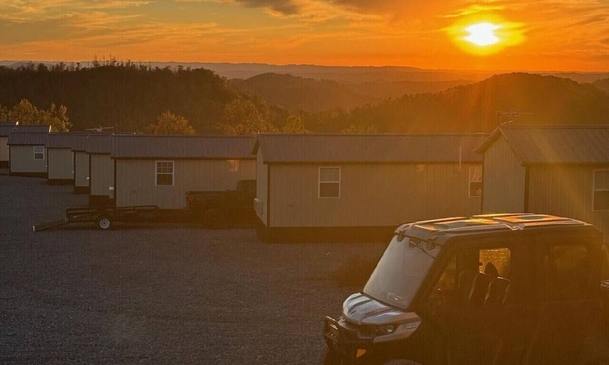 Northfork Cabin | Ride All Day & Relax Under the Stars