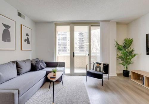 Ballston Apartment | Spacious Apartment With 2 Bedrooms