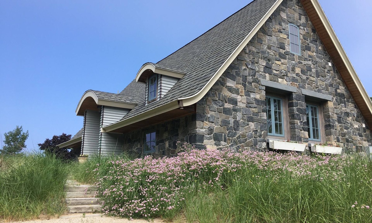 Grand Haven House | The Carriage House on Lake Michigan