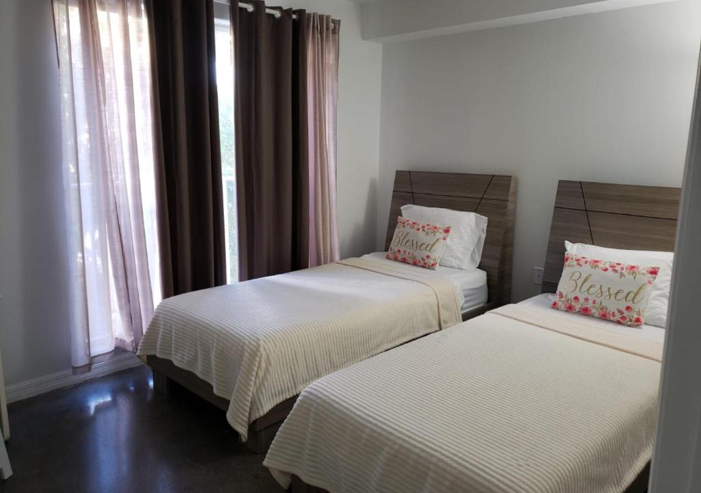 Hialeah Apartment | triangle suite III