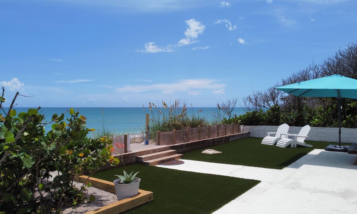 Floridana Beach House | Turtle Nest Beachfront Cottage