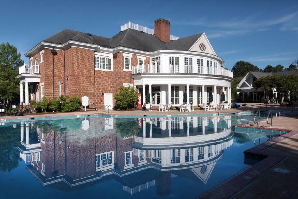 Berkeley Resort | Vacation Village at Williamsburg