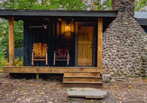 Cleveland Cabin | Vanderkamp