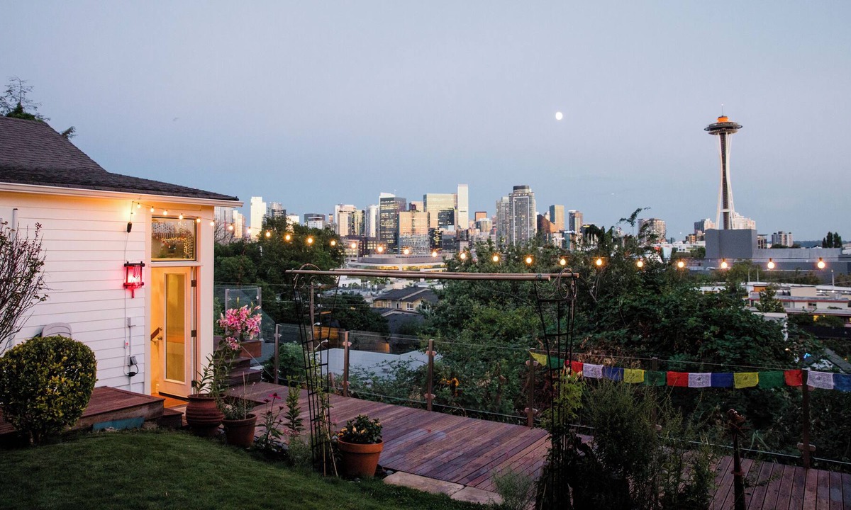 Lower Queen Anne House | Villa Dell'Amore, Urban Retreat Unparalleled Views