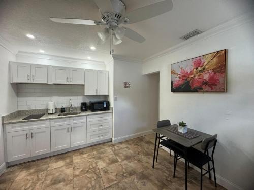 Egypt Lake-Leto Apartment | Villa Stephanie