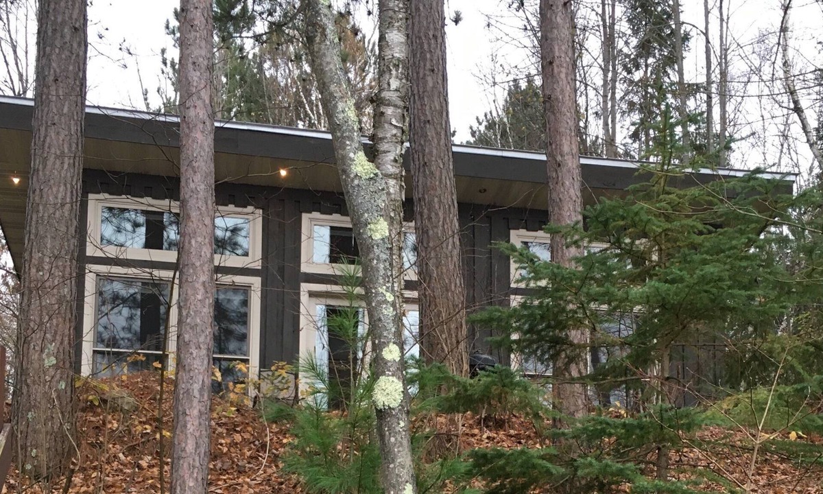 Phillips Cottage | Waterfront modern/rustic Cabin