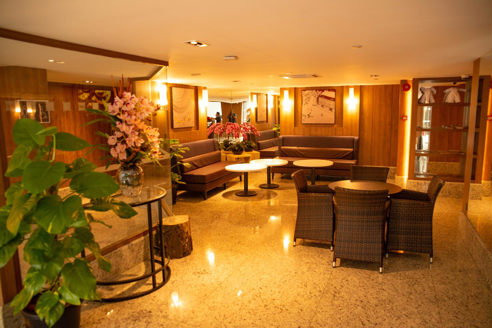 CITY PLACE Ultimate Luxury Condo / Ultimate Location