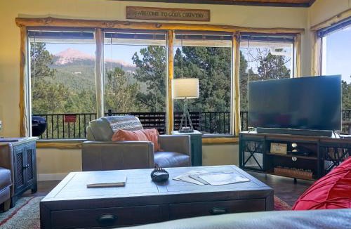 Rainbow Valley House | 181 Horseshoe