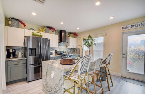 Lake Worth House | 20% off Beach House - Close to Lake Worth Beach & Downtown