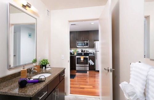 Center City West Apartment | 2Bedroom 2 Bath Apartment in the Heart of Philadelphia