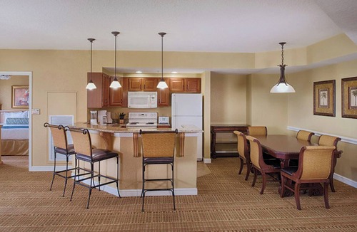 Lake Buena Vista Condo | 2BR/2BA deluxe, Disney & Universal Studios near, Pools/Lazy Rivers, Full kitchen