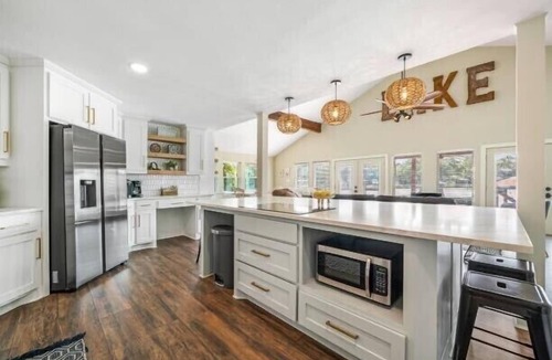 Murchison House | 5 STAR VIEWS! Chef's Kitchen! Boat rental! Kayak/SUP/game room/mauimat