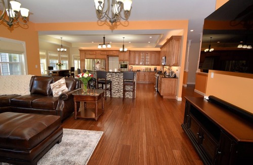 Saratoga Springs House | 50% OFF SUMMER BY TRACK INCLUDING JULY 26-AUG 6! Heated Pool🏊By Town🌇Golf⛳️ Lake🏖️