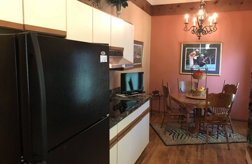 Sky Valley Condo | "5005" Valley View Condo Inside City of Sky Valley. Monthly Rentals Available!