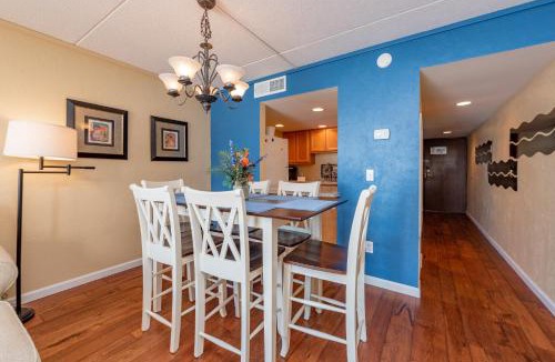 Harper House | 505F - Lakefront 3 Level Condo with 3 Bedrooms, 2 Baths